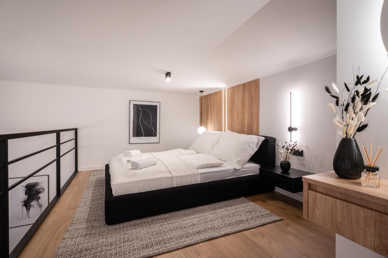 E56 - Grand Boulevard Heritage Residence - Best Location By Bqa 布达佩斯 外观 照片