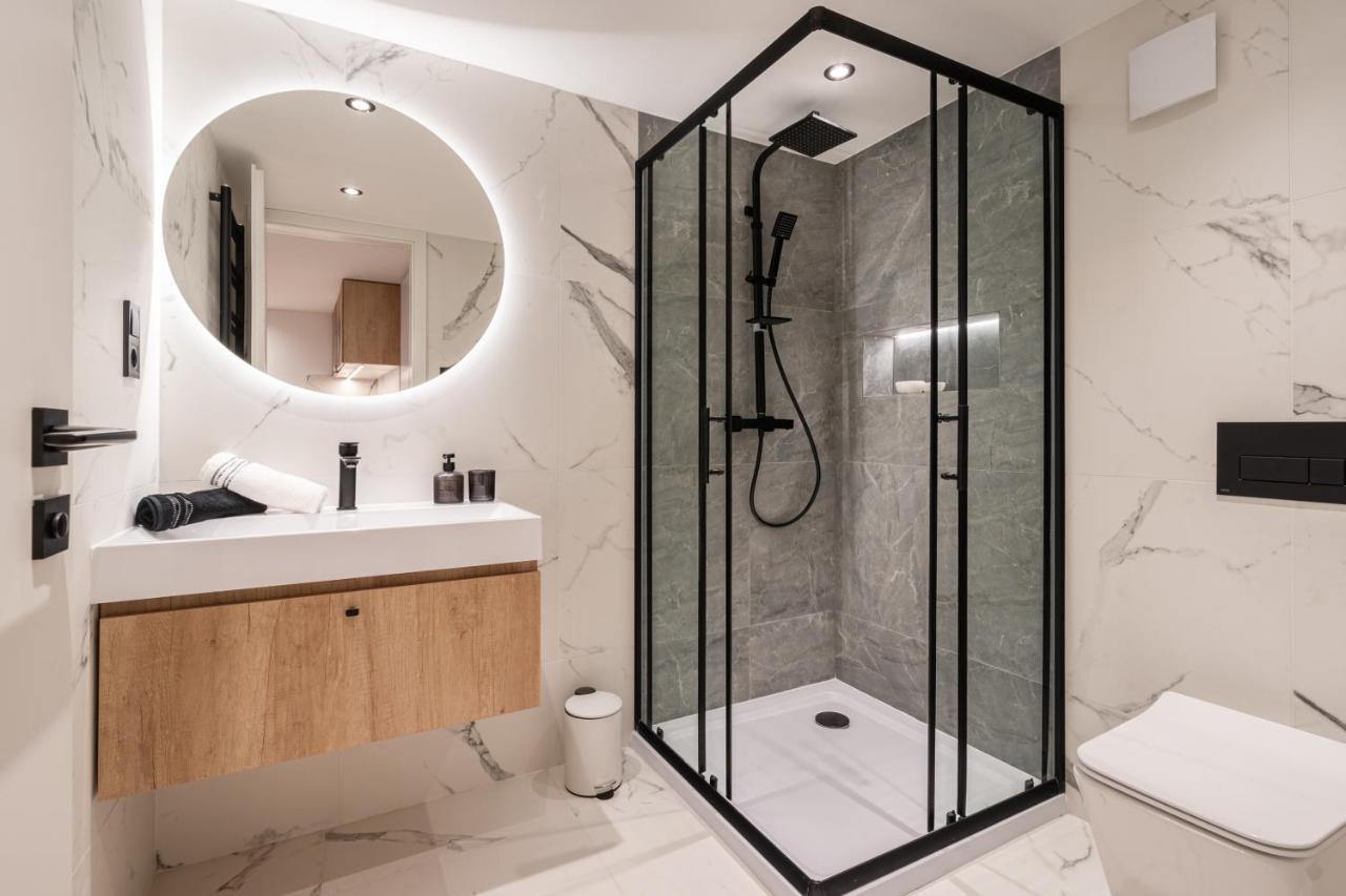 E56 - Grand Boulevard Heritage Residence - Best Location By Bqa 布达佩斯 外观 照片